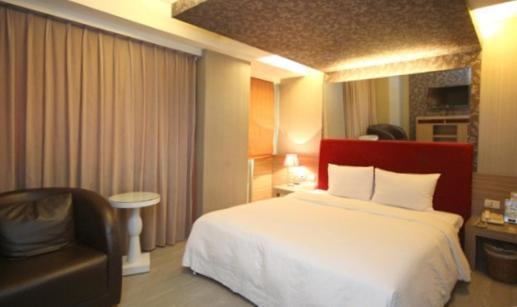 Love Hotel Taipei Exterior photo